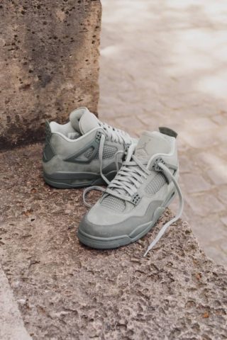 AJ4