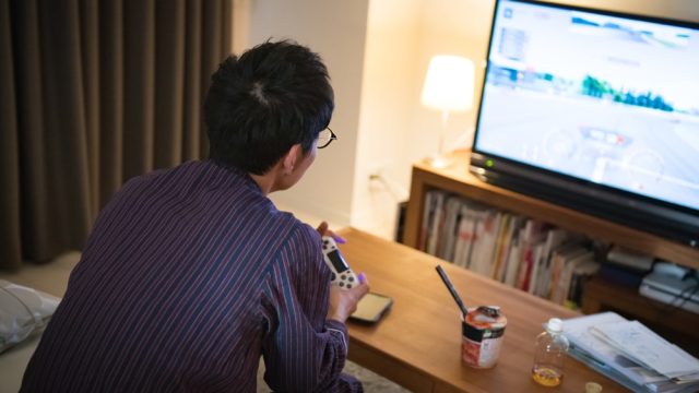 引きこもり