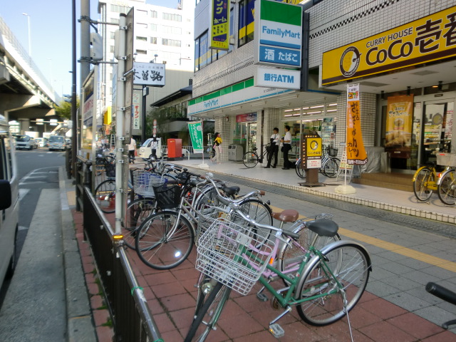 長田センタービル ファミリーマート