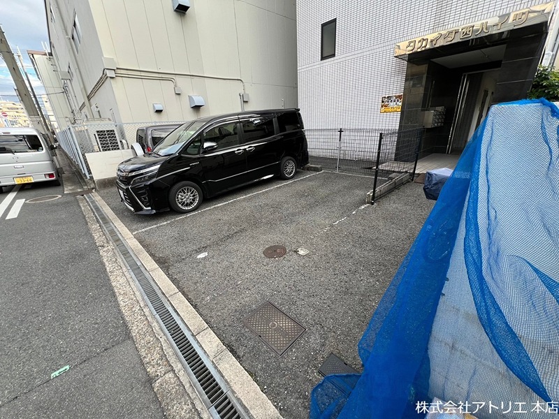 タカイダ西ハイツ 駐車場