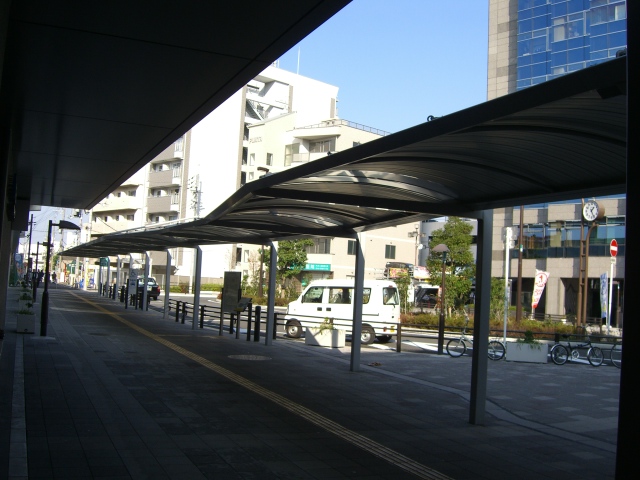 ポプルスONE 駅前