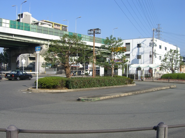 カーサエスパシオ 駅前ﾊﾞｽ乗り場