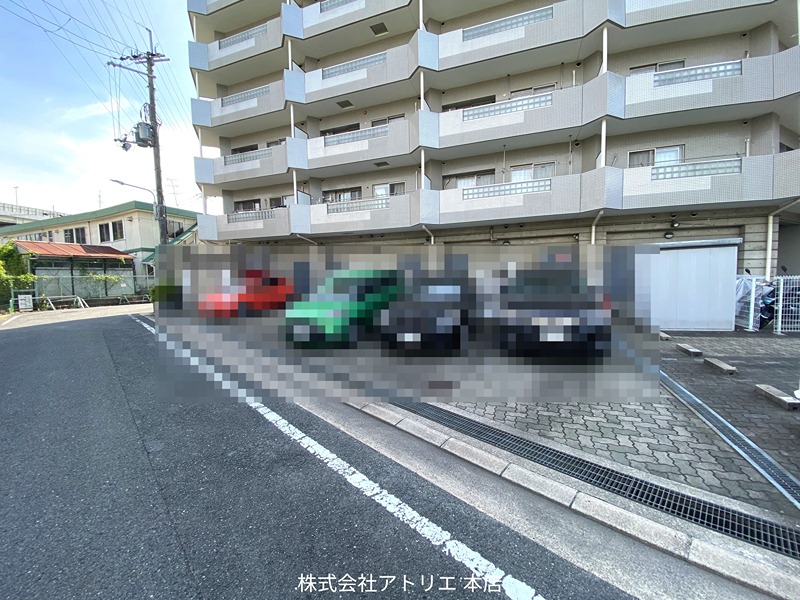 パークサイドヨシタ 駐車場